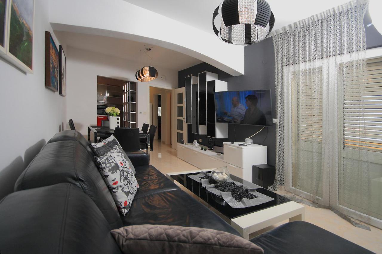 Lavanda Residence With Heated Pool Trogir Split Donji Okrug  Zewnętrze zdjęcie
