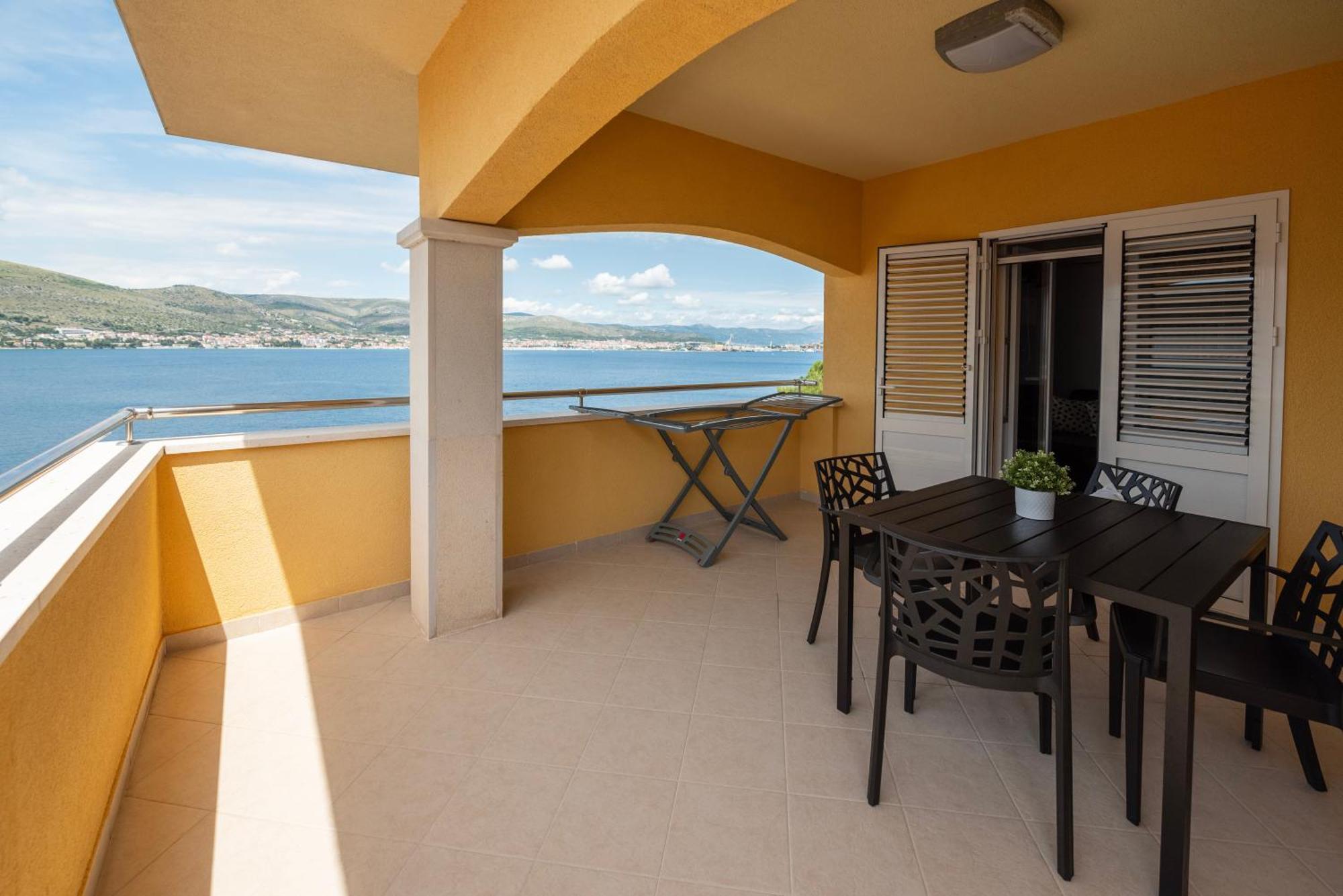 Lavanda Residence With Heated Pool Trogir Split Donji Okrug  Zewnętrze zdjęcie