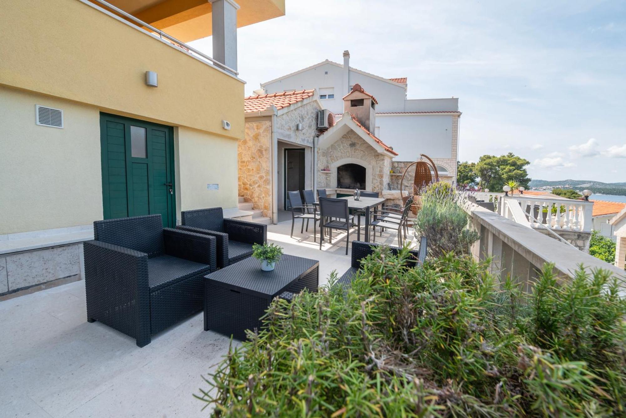 Lavanda Residence With Heated Pool Trogir Split Donji Okrug  Zewnętrze zdjęcie